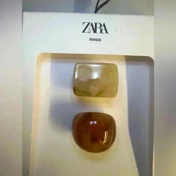 🔥🔥Zara  stone pack rings - Picture 1 of 5